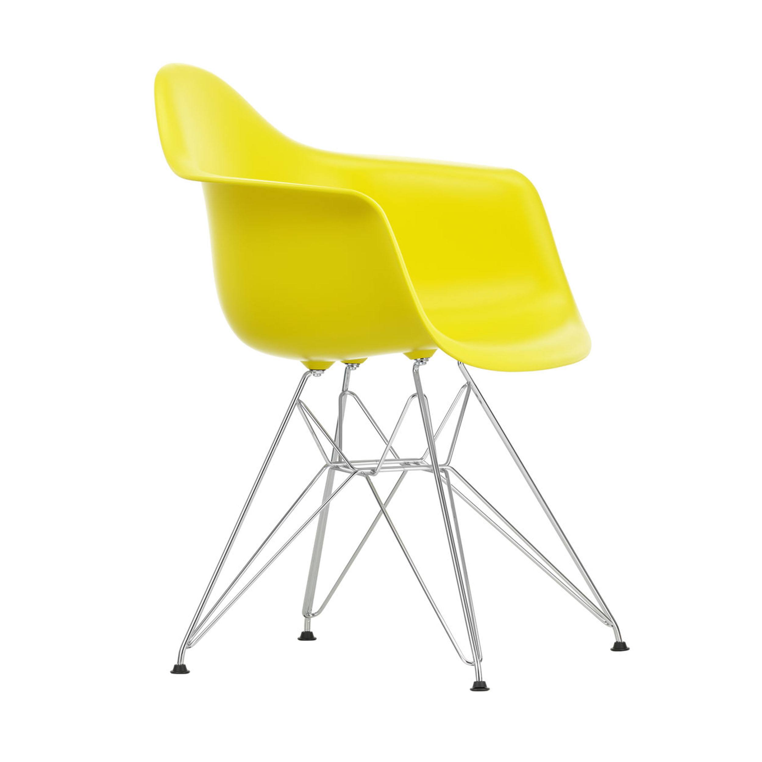 Eames Plastic Armchair Stuhl DAR mit Filzgleitern